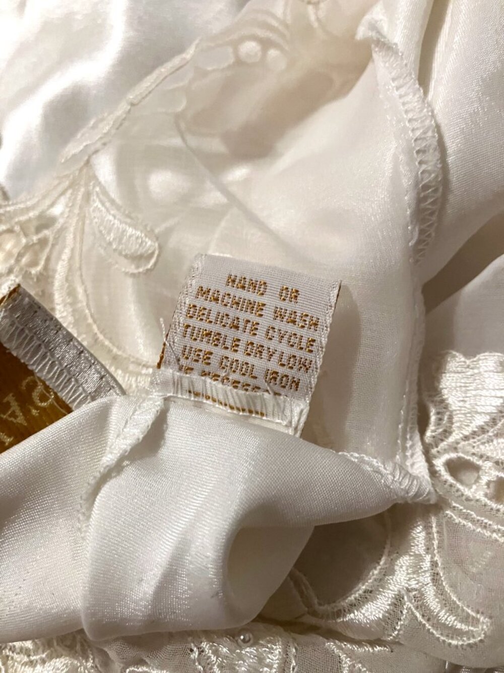 Victoria Secret, Vintage Gold Label Long Lace Slip Dress, White | Size Medium - Picture 9 of 9